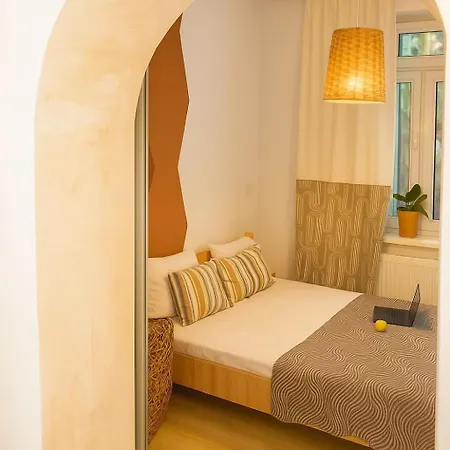 Διαμέρισμα De Patrimoniu Langa Foisorul De Foc *