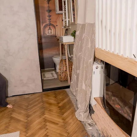 Διαμέρισμα De Patrimoniu Langa Foisorul De Foc Βουκουρέστι