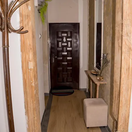 De Patrimoniu Langa Foisorul De Foc * Βουκουρέστι