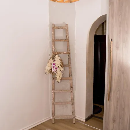 De Patrimoniu Langa Foisorul De Foc