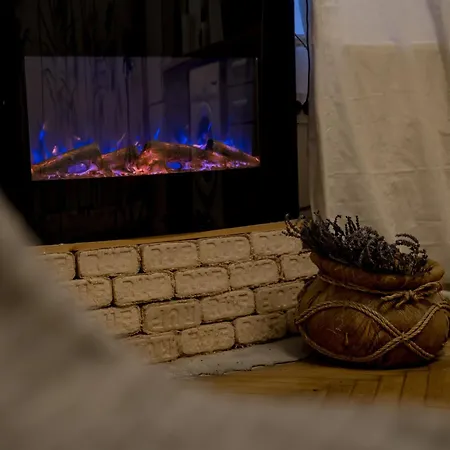 De Patrimoniu Langa Foisorul De Foc * בוקרשט