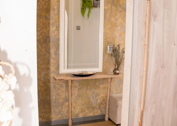 De Patrimoniu Langa Foisorul De Foc *