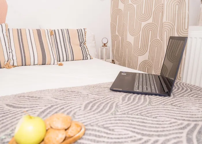 De Patrimoniu Langa Foisorul De Foc