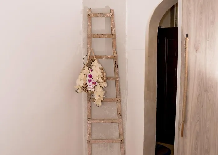 De Patrimoniu Langa Foisorul De Foc